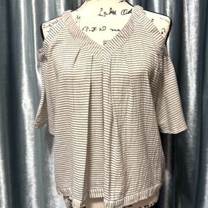 Striped Cold Shoulder Top POL S brand new wo tag